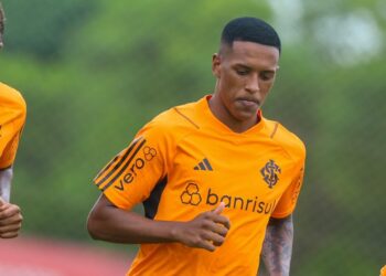 Robert Renan - Internacional