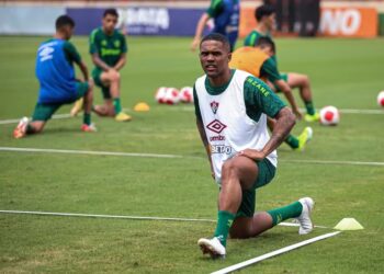 Douglas Costa - Fluminense