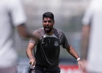 António Oliveira - Corinthians