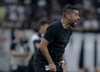 António Oliveira - Corinthians