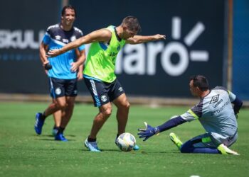 Marchesín, Geromel e Kannemann - Grêmio