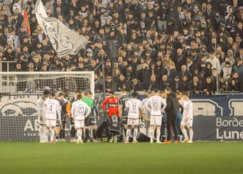 Atendimento a Alberth Elis