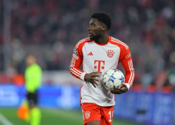 Alphonso Davies - Bayern de Munique