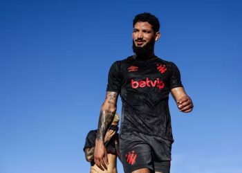 Arthur Caíke - Sport