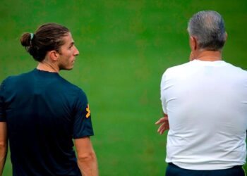 Flamengo Demite Tite. Imagem: Coluna do Fla